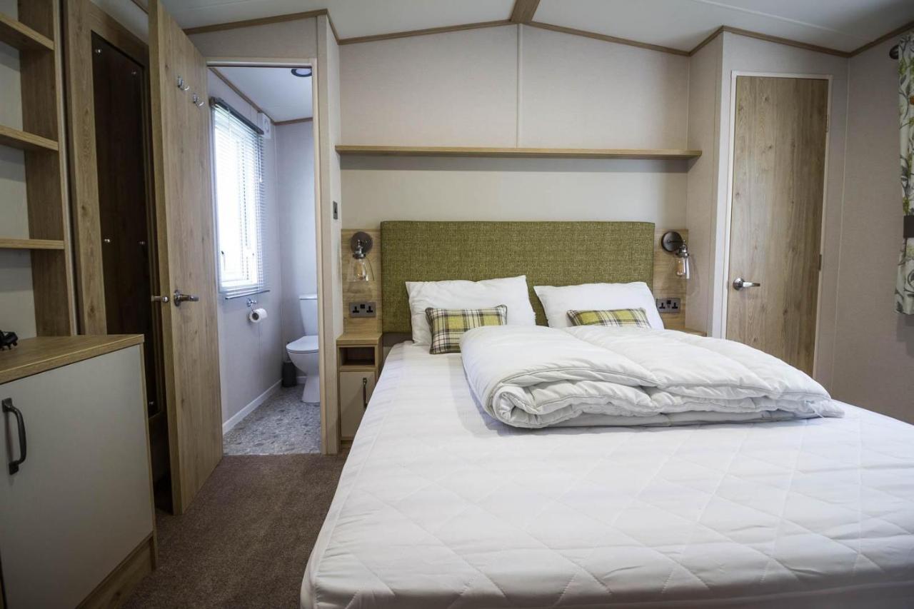 Beautiful 6 Berth Caravan With Decking At Southview Holiday Park Ref 33024O Ξενοδοχείο Skegness Εξωτερικό φωτογραφία